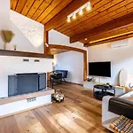 La Casa Holzwiesen Holiday home Starzach